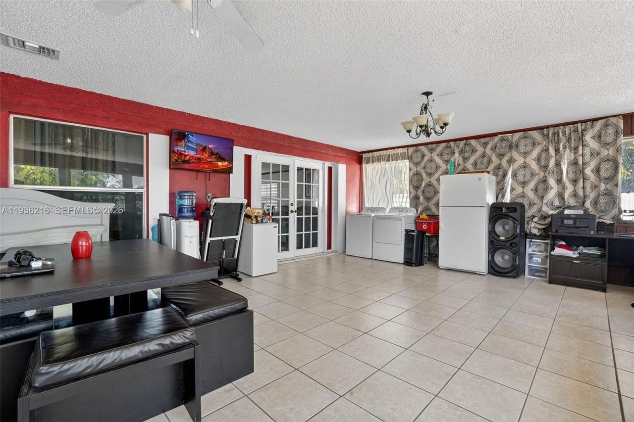 19641 Sterling Dr, Cutler Bay, FL 33157 Photo