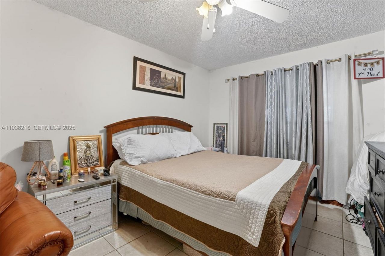 19641 Sterling Dr, Cutler Bay, FL 33157 Photo