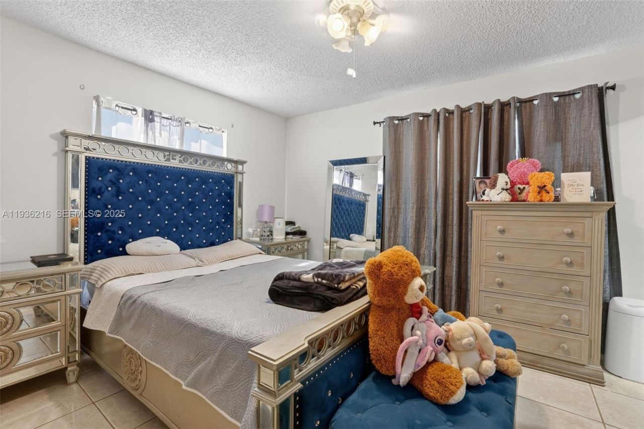 19641 Sterling Dr, Cutler Bay, FL 33157 Photo