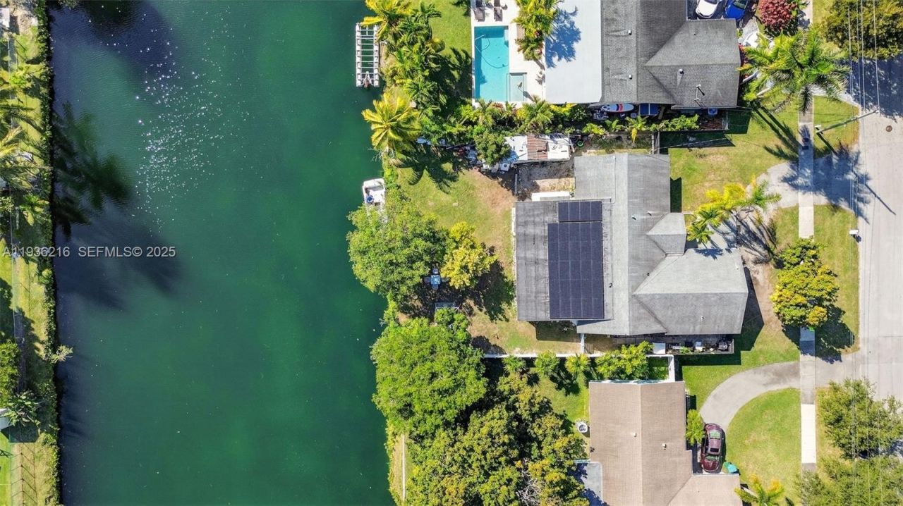 19641 Sterling Dr, Cutler Bay, FL 33157 Photo