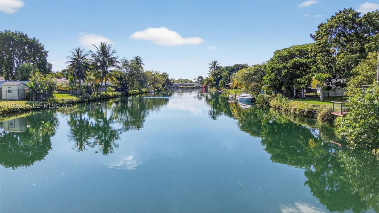 19641 Sterling Dr, Cutler Bay, FL 33157 Photo