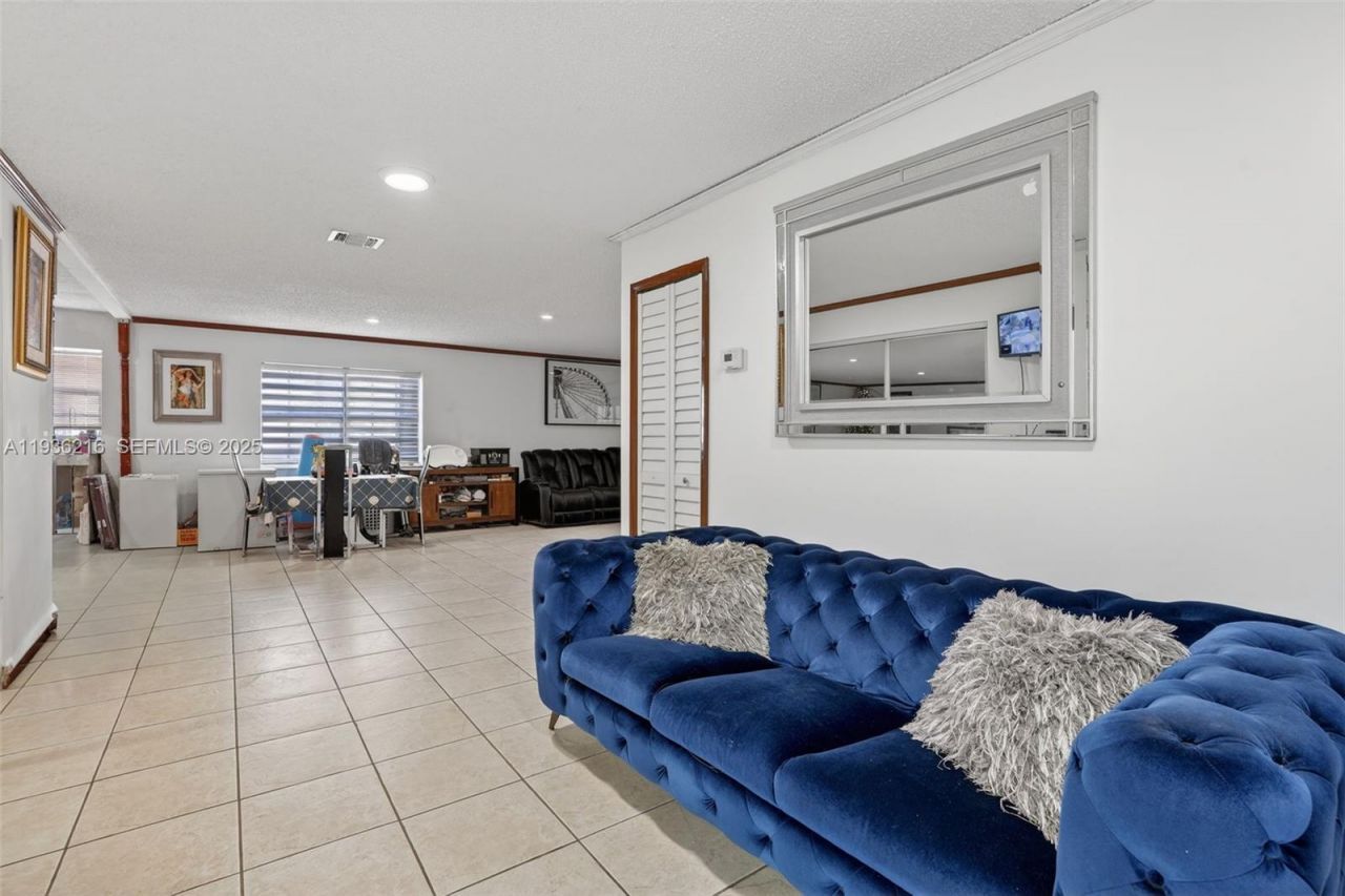 19641 Sterling Dr, Cutler Bay, FL 33157 Photo