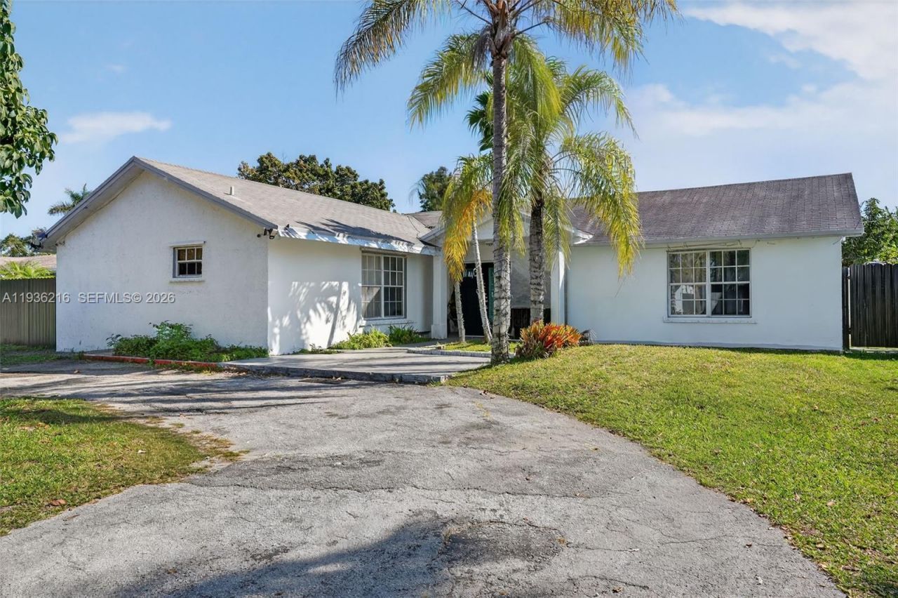 19641 Sterling Dr, Cutler Bay, FL 33157 Photo