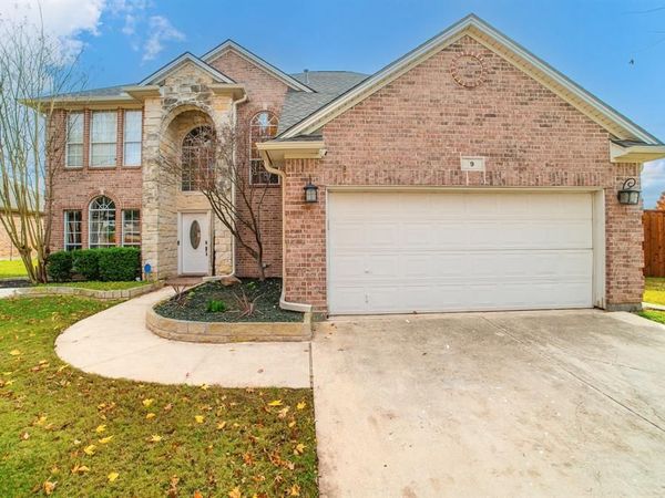 9 Losana Court, Mansfield, TX 76063