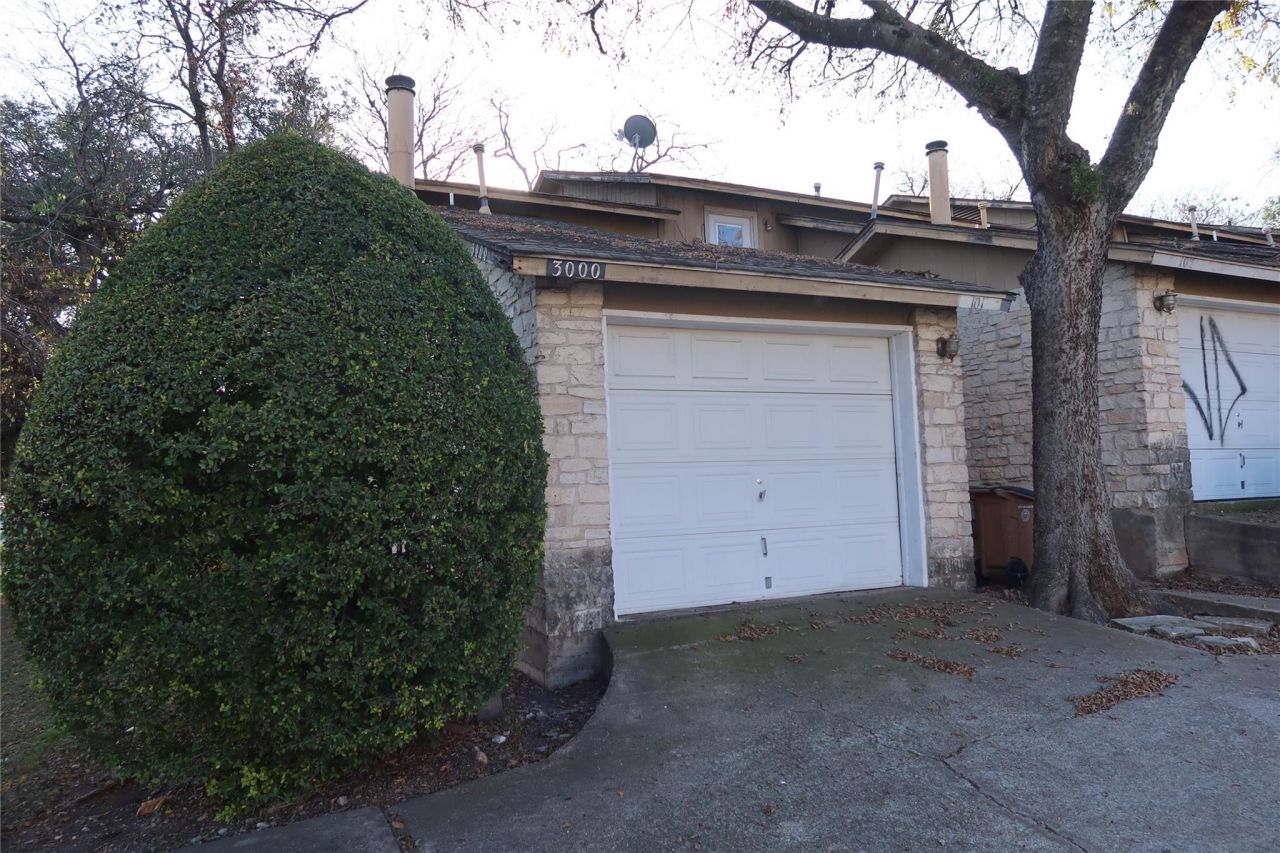 3000 S 1st St, Unit 102, Austin, TX 78704 Main Photo