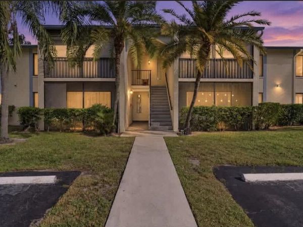 1102 Green Pine Boulevard, Unit A1, West Palm Beach, FL 33409