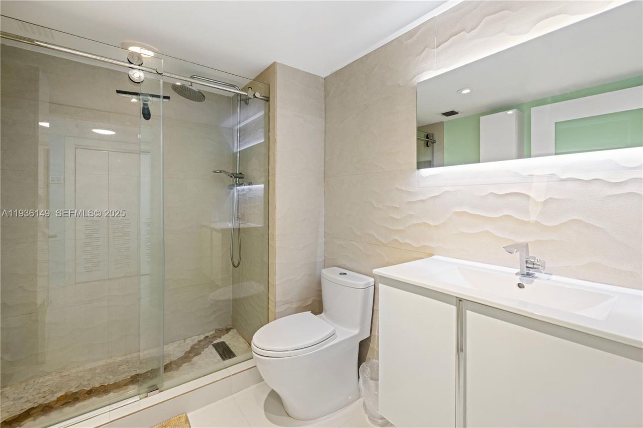 650 West Ave, Unit 1211, Miami Beach, FL 33139 Photo