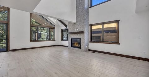 152 Sierra Colina Drive, Unit 37, Stateline, NV 89449 Photo