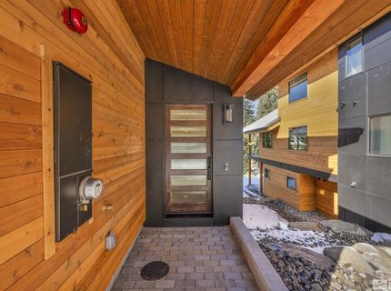 152 Sierra Colina Drive, Unit 37, Stateline, NV 89449 Photo