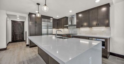 152 Sierra Colina Drive, Unit 37, Stateline, NV 89449 Photo