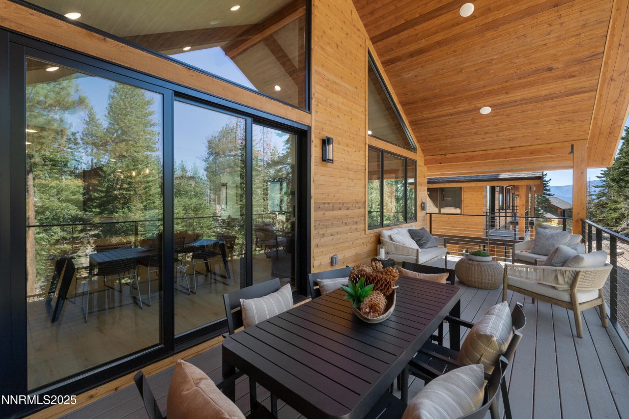 152 Sierra Colina Drive, Unit 37, Stateline, NV 89449 Photo