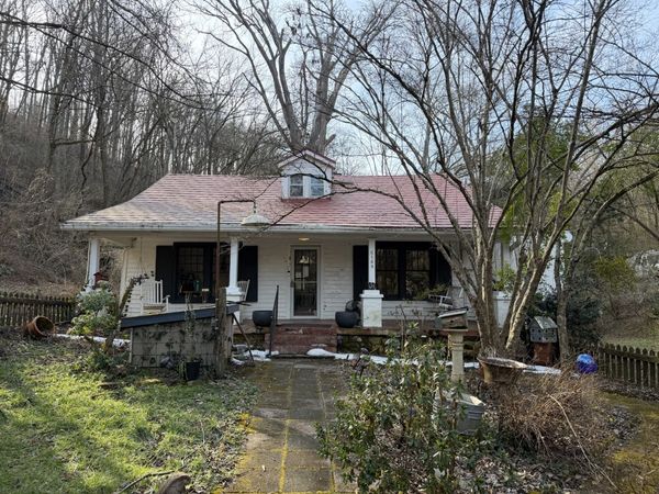 5169 Eatons Creek Rd, Nashville, TN 37218