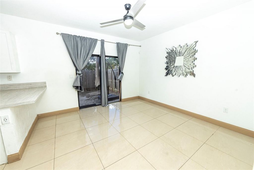 20920 NE 8th Avenue, Miami, FL 33179 Photo