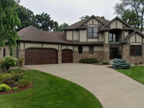 230 Board Circle, Saint Paul, MN 55115