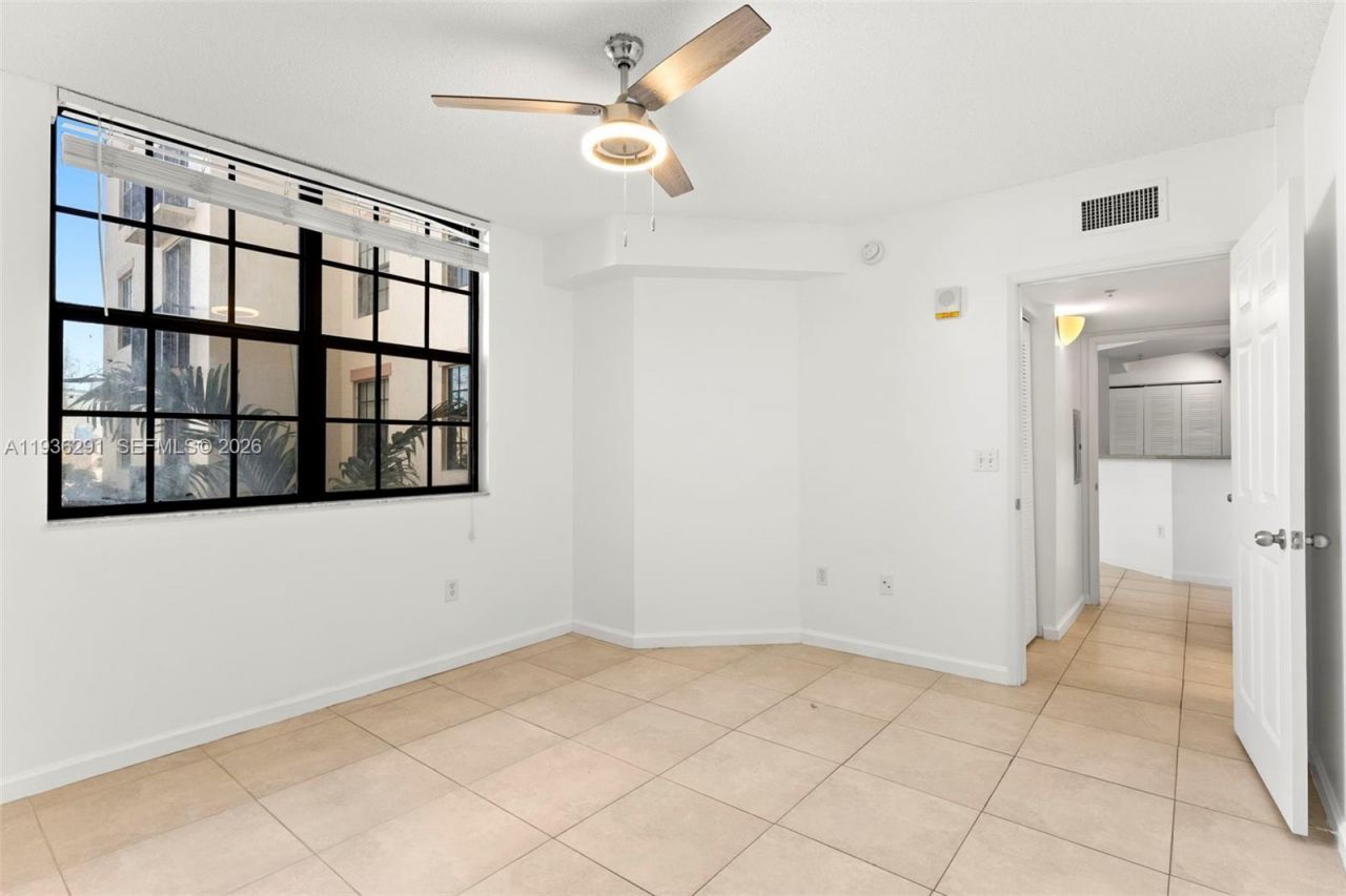 1919 Van Buren St, Unit 418A, Hollywood, FL 33020 Photo