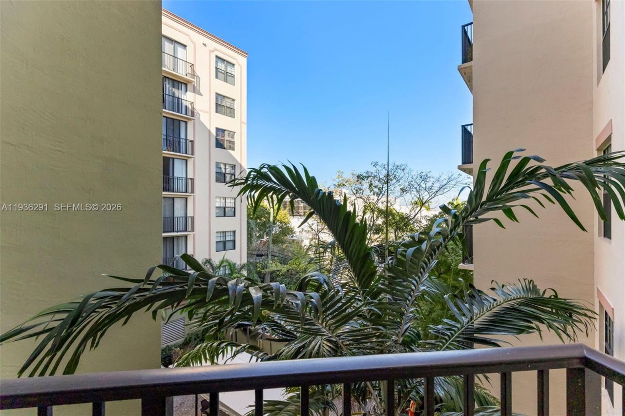 1919 Van Buren St, Unit 418A, Hollywood, FL 33020 Photo