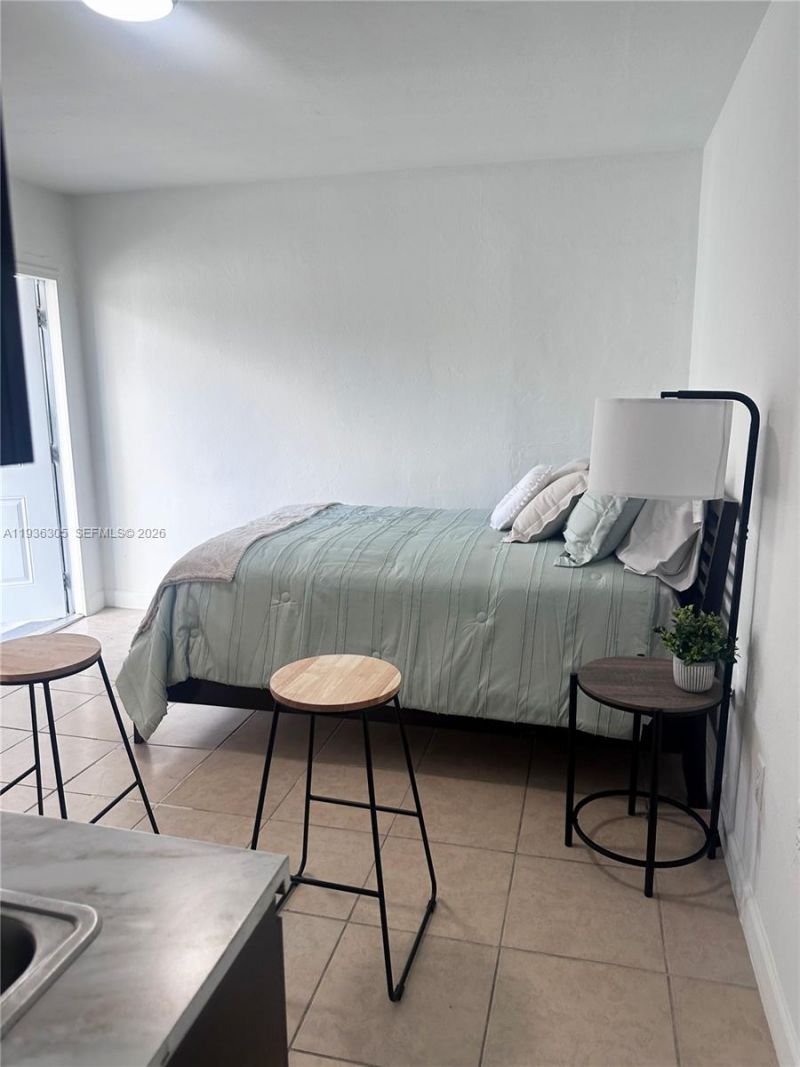 1265 SW 6th St, Unit 12, Miami, FL 33135 Photo