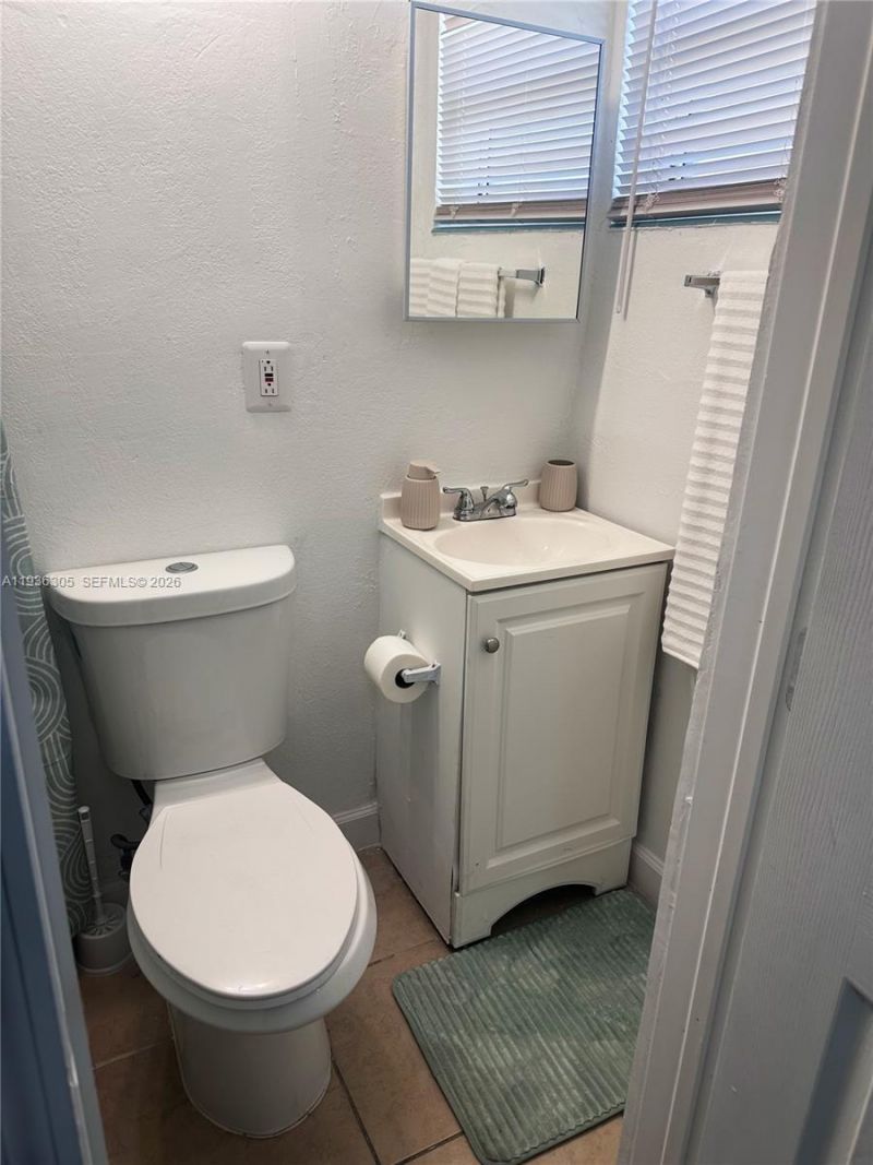 1265 SW 6th St, Unit 12, Miami, FL 33135 Photo