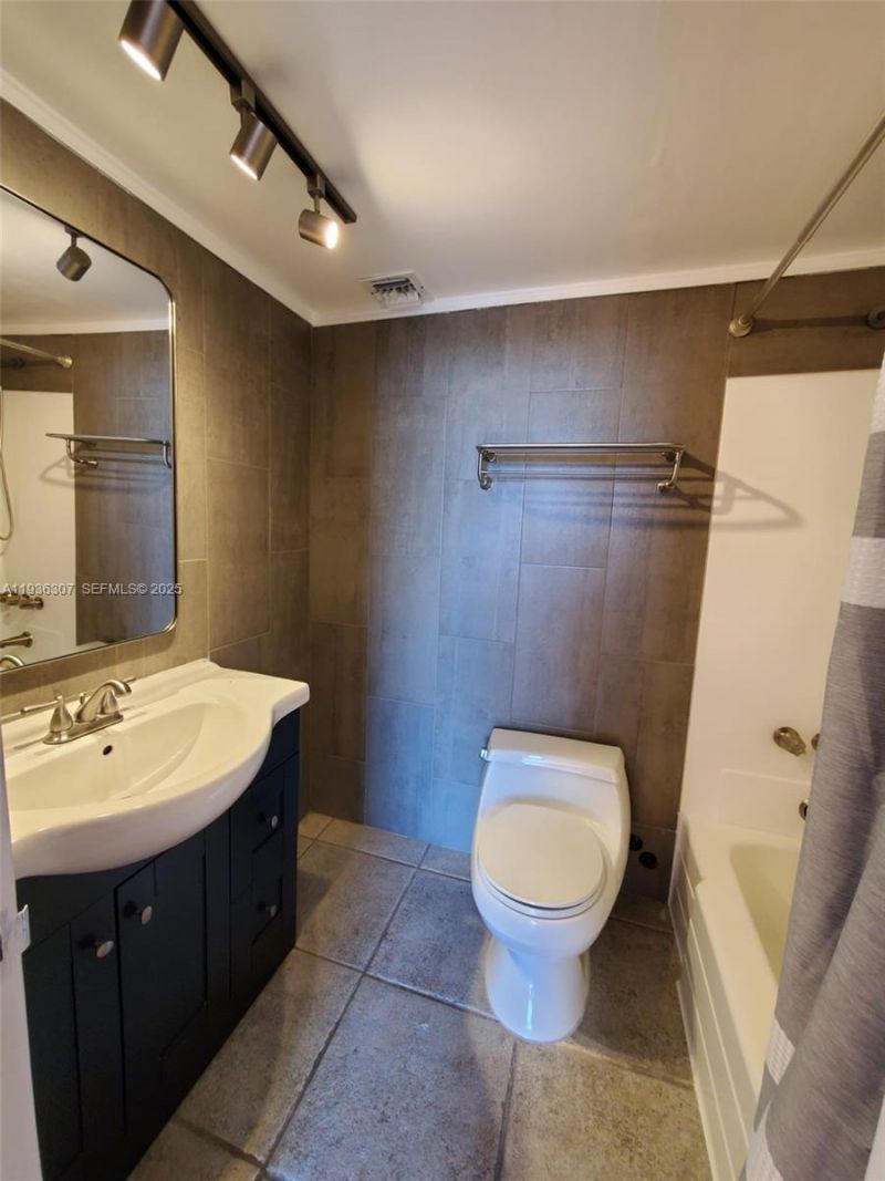 Please Call For Address, Unit 1110, North Miami, FL 33181 Photo