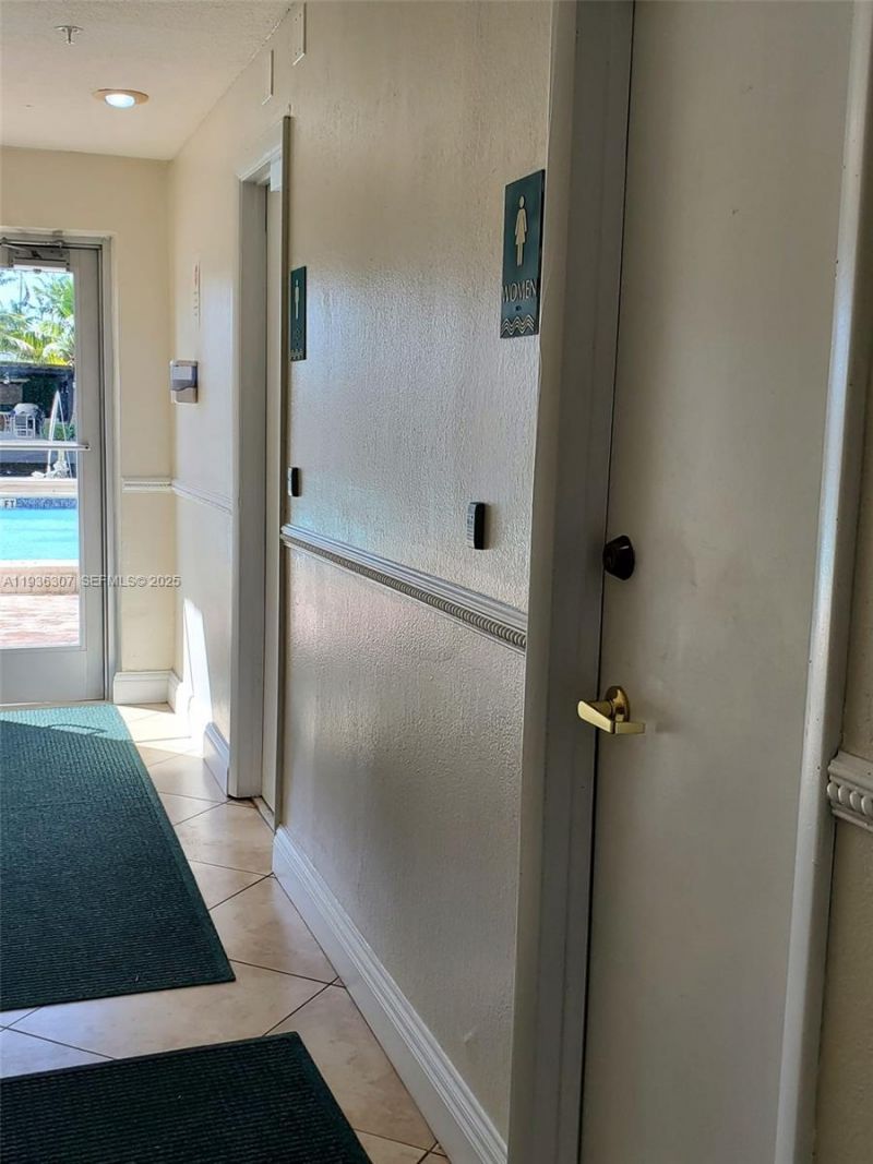 Please Call For Address, Unit 1110, North Miami, FL 33181 Photo