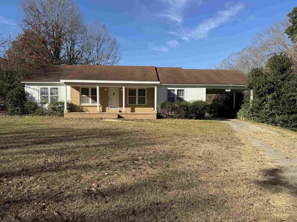 1281 N Myrtle Street, Warren, AR 71671