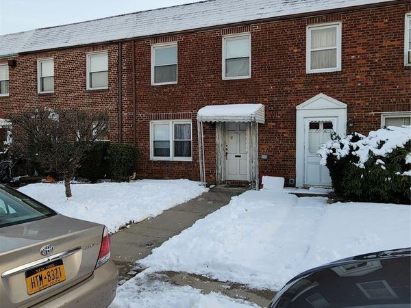 16662 22nd Avenue, Whitestone, NY 11357