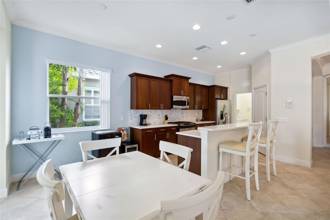 8416 Abingdon Court, University Park, FL 34201 Photo
