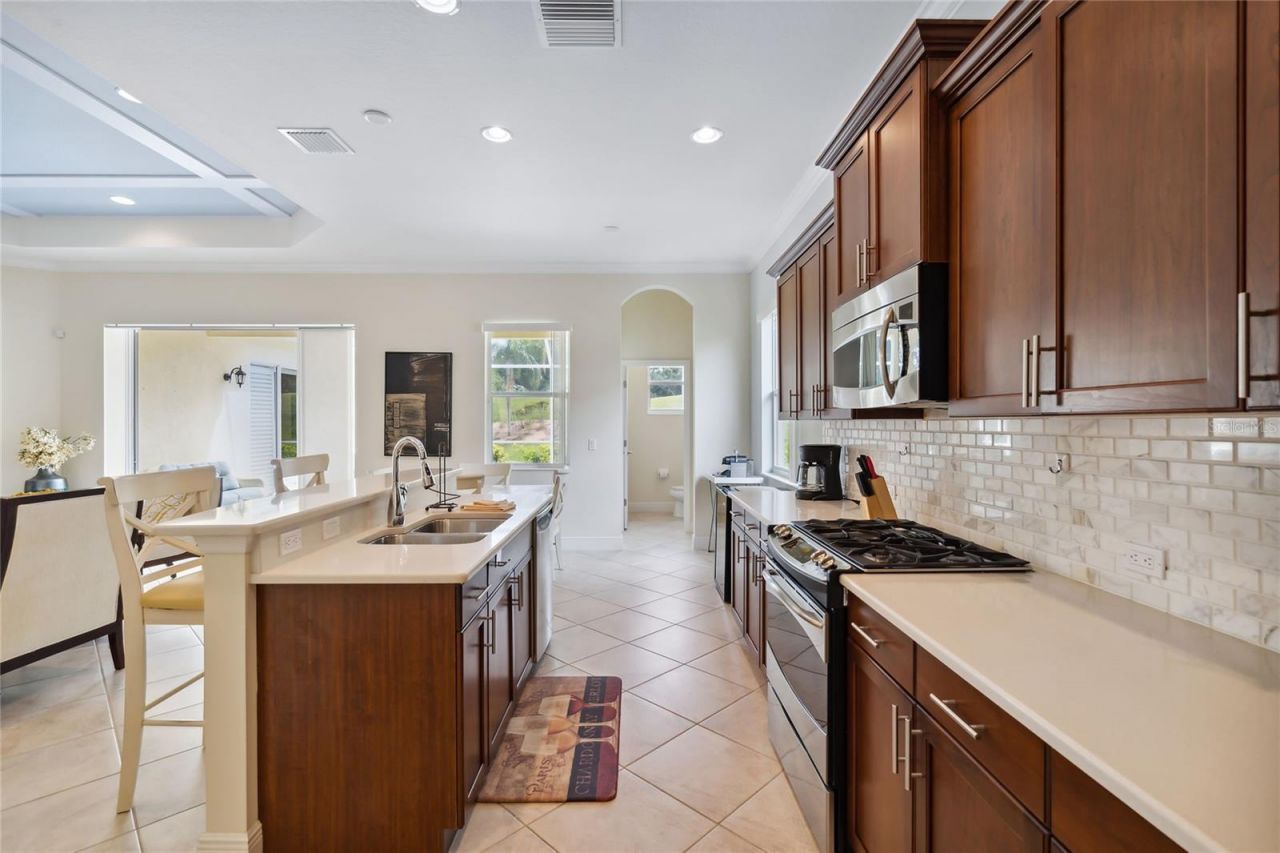 8416 Abingdon Court, University Park, FL 34201 Photo