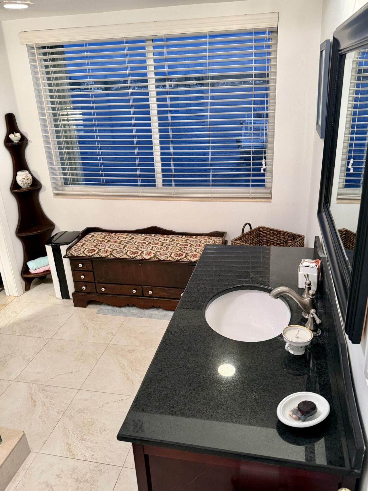 1206 S Lake Drive, Unit 301, Lantana, FL 33462 Photo