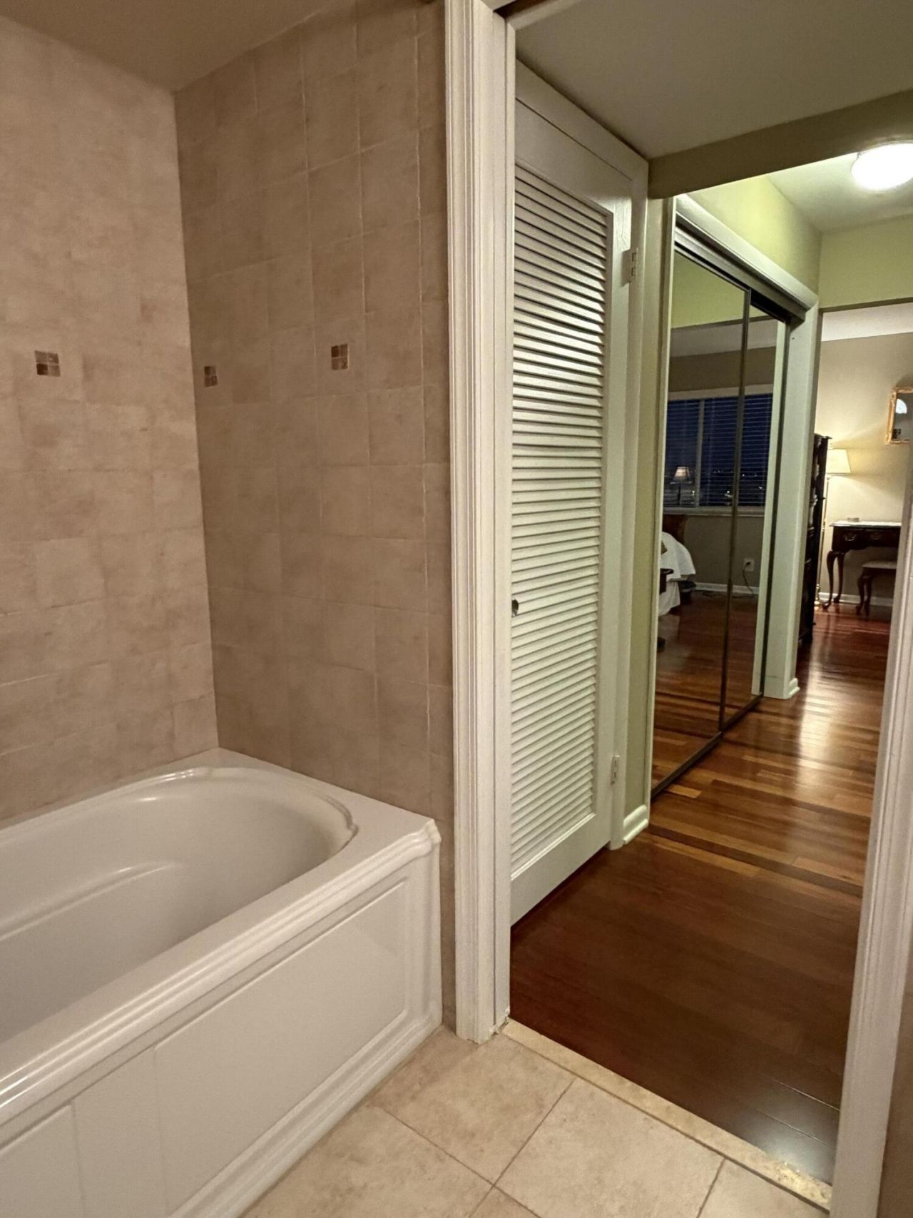 1206 S Lake Drive, Unit 301, Lantana, FL 33462 Photo