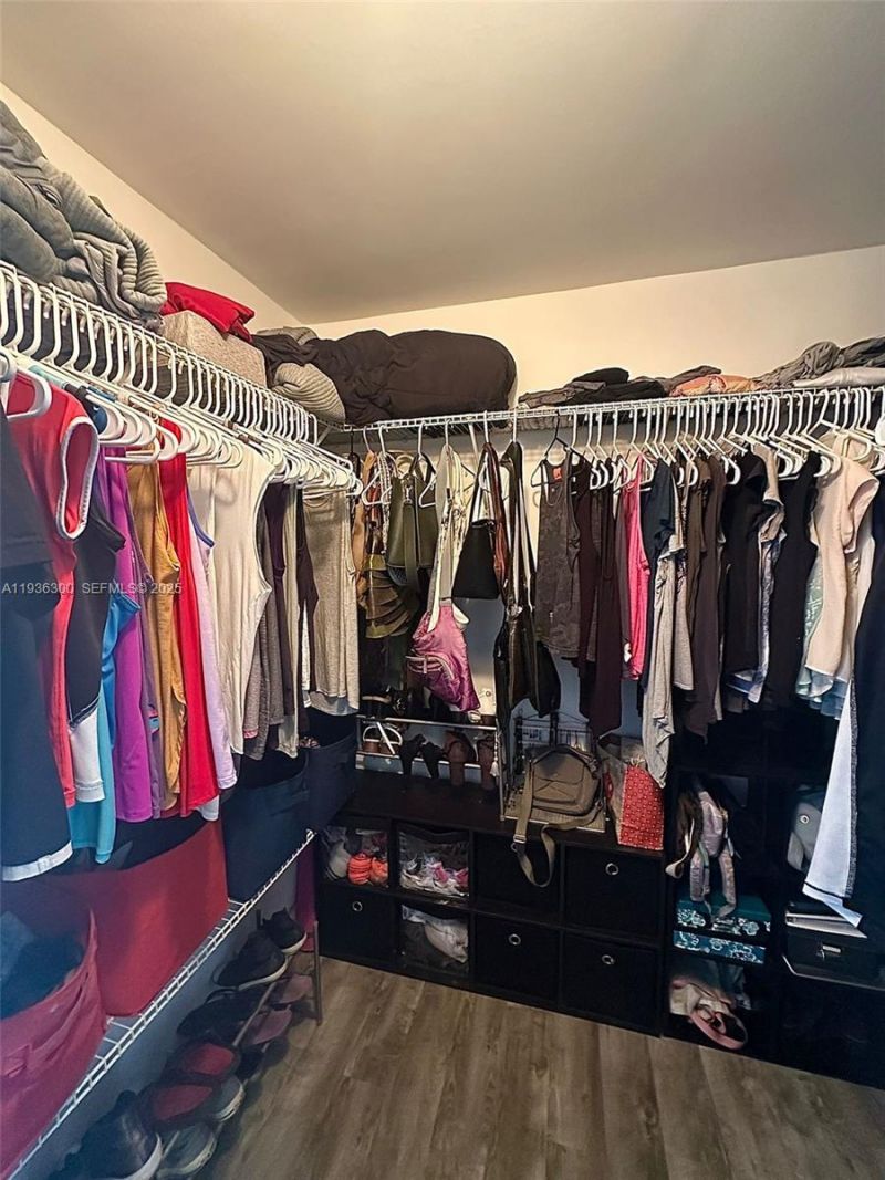 13499 Biscayne Blvd , Unit 1013, North Miami, FL 33181 Photo