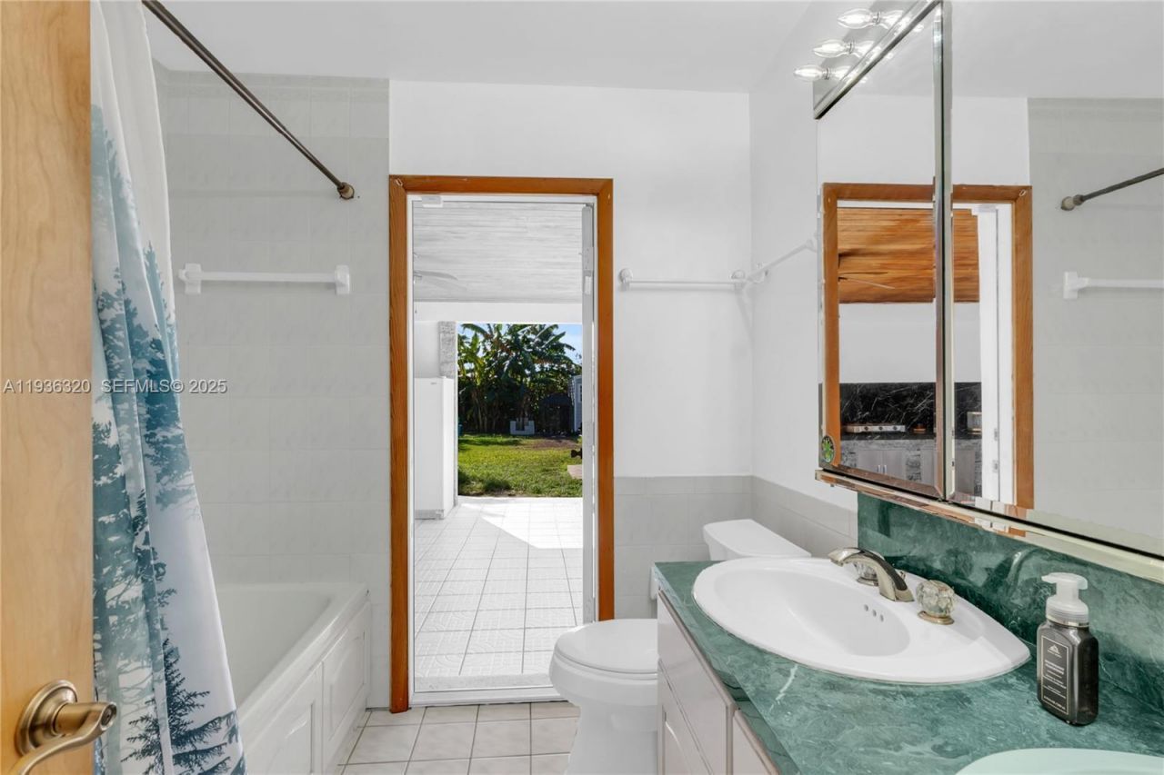 610 NW 16th St, Homestead, FL 33030 Photo