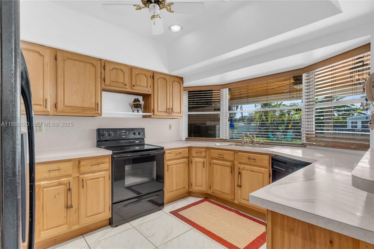 610 NW 16th St, Homestead, FL 33030 Photo