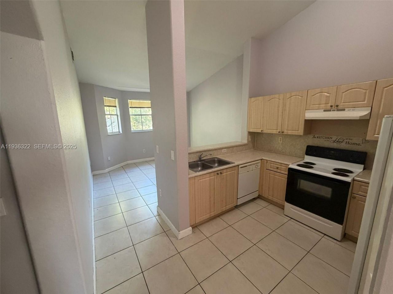 1543 SE 25th St, Unit 204, Homestead, FL 33035 Photo