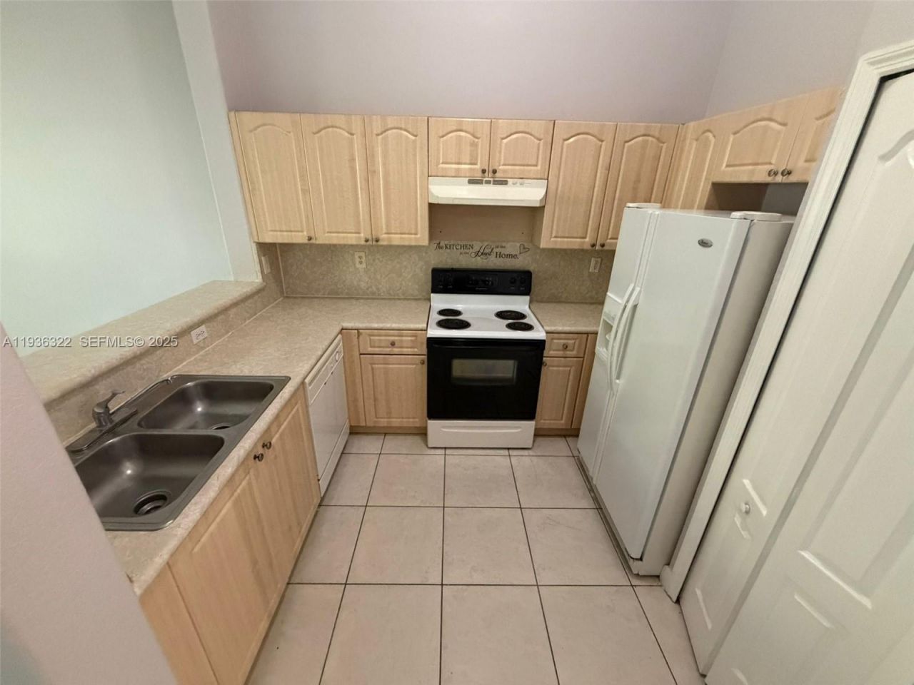 1543 SE 25th St, Unit 204, Homestead, FL 33035 Photo