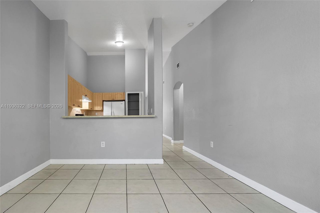 1543 SE 25th St, Unit 204, Homestead, FL 33035 Photo