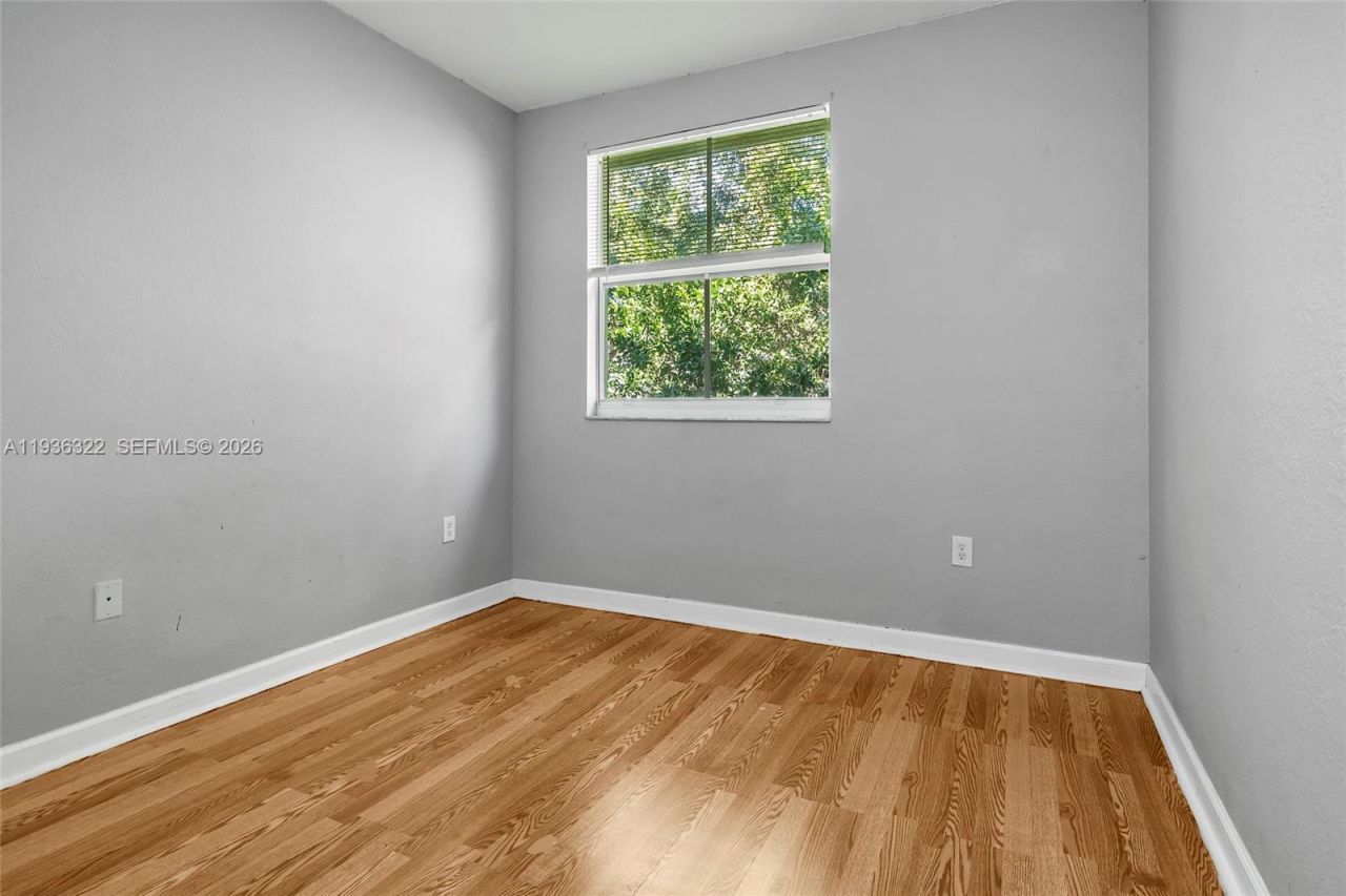 1543 SE 25th St, Unit 204, Homestead, FL 33035 Photo