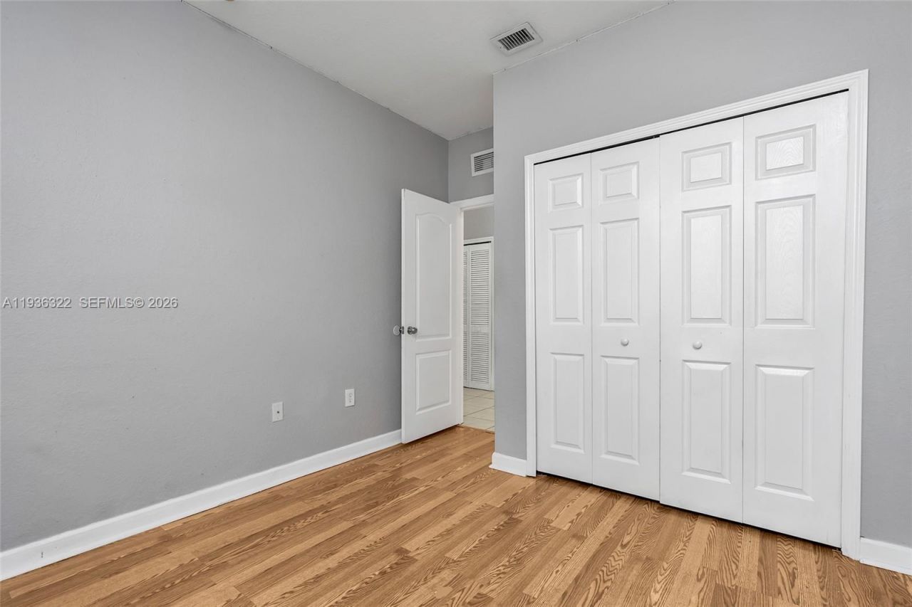 1543 SE 25th St, Unit 204, Homestead, FL 33035 Photo