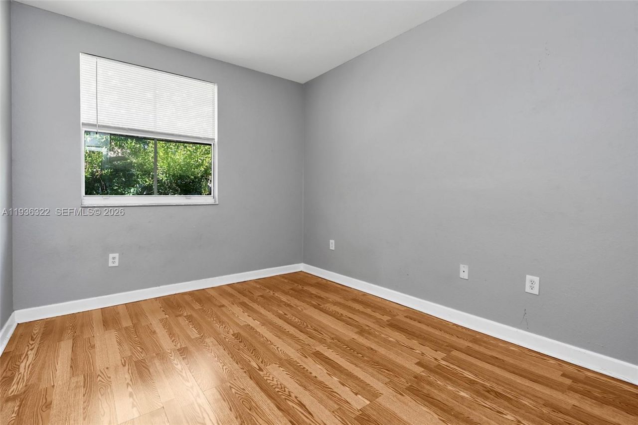 1543 SE 25th St, Unit 204, Homestead, FL 33035 Photo