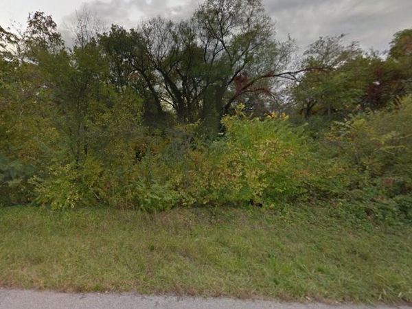 2525 Radford RD NE, Roanoke, VA 24012