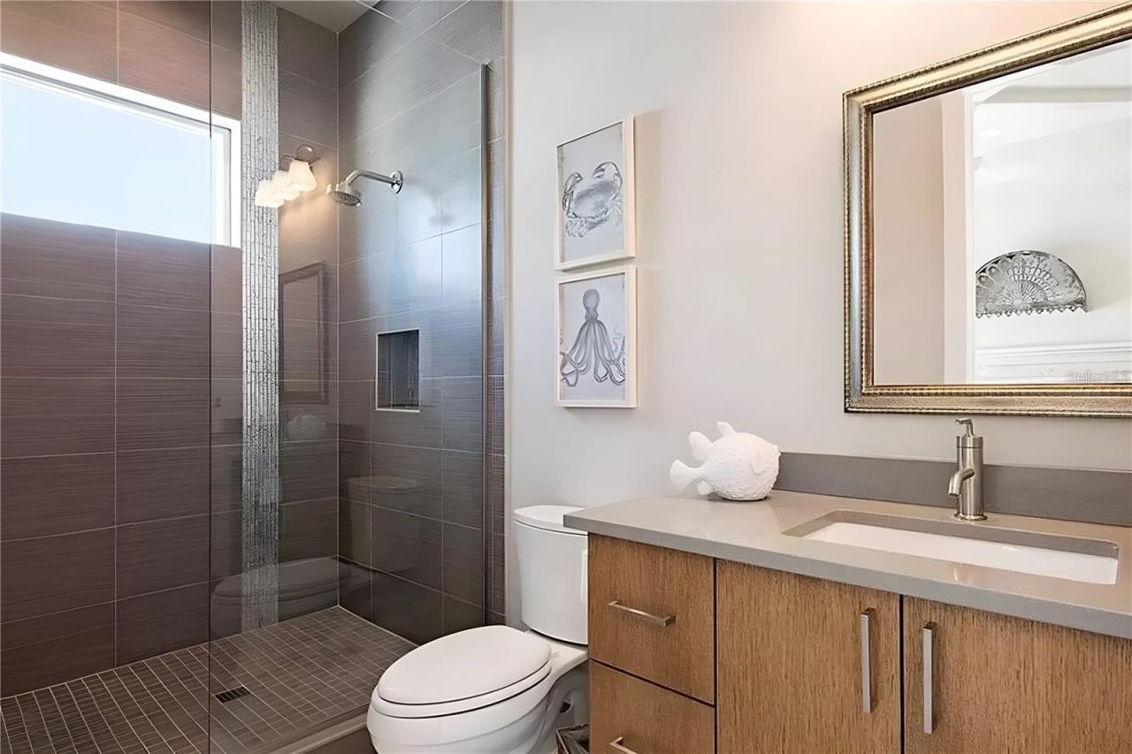 130 N Blvd Of The Presidents, Sarasota, FL 34236 Photo