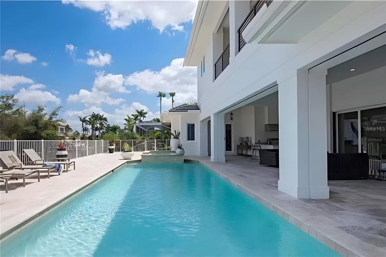 130 N Blvd Of The Presidents, Sarasota, FL 34236 Photo