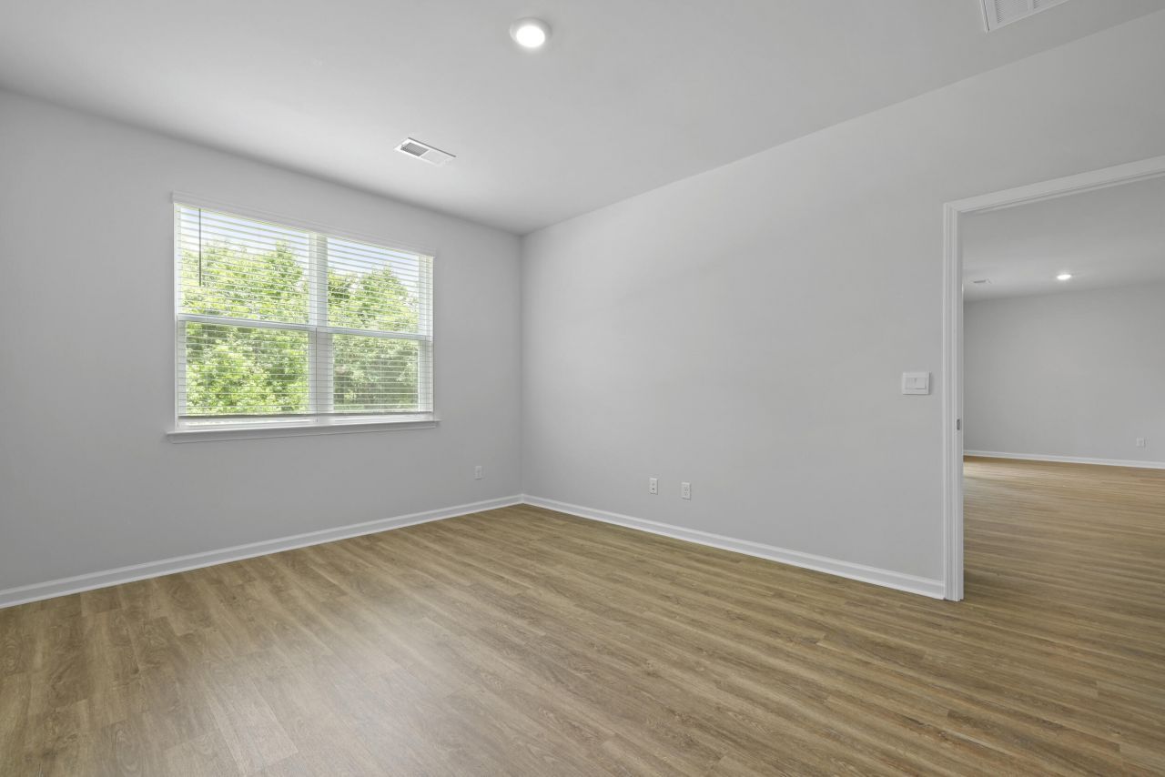 1007 Laurel Oaks Drive Photo 27