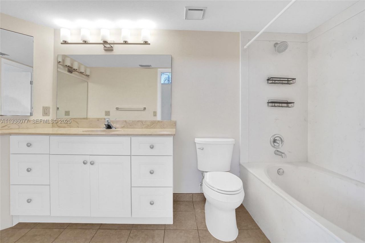 9569 Boca Gardens Parkway, Unit B, Boca Raton, FL 33496 Photo