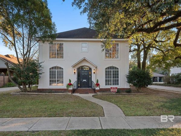 1825 Spring Hill Avenue, Mobile, AL 36607