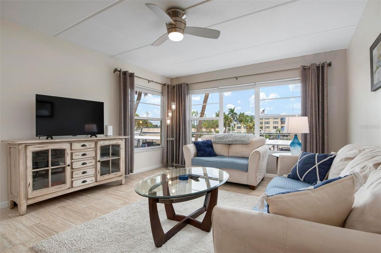 3808 Gulf Of Mexico Drive, Unit E205, Longboat Key, FL 34228 Photo