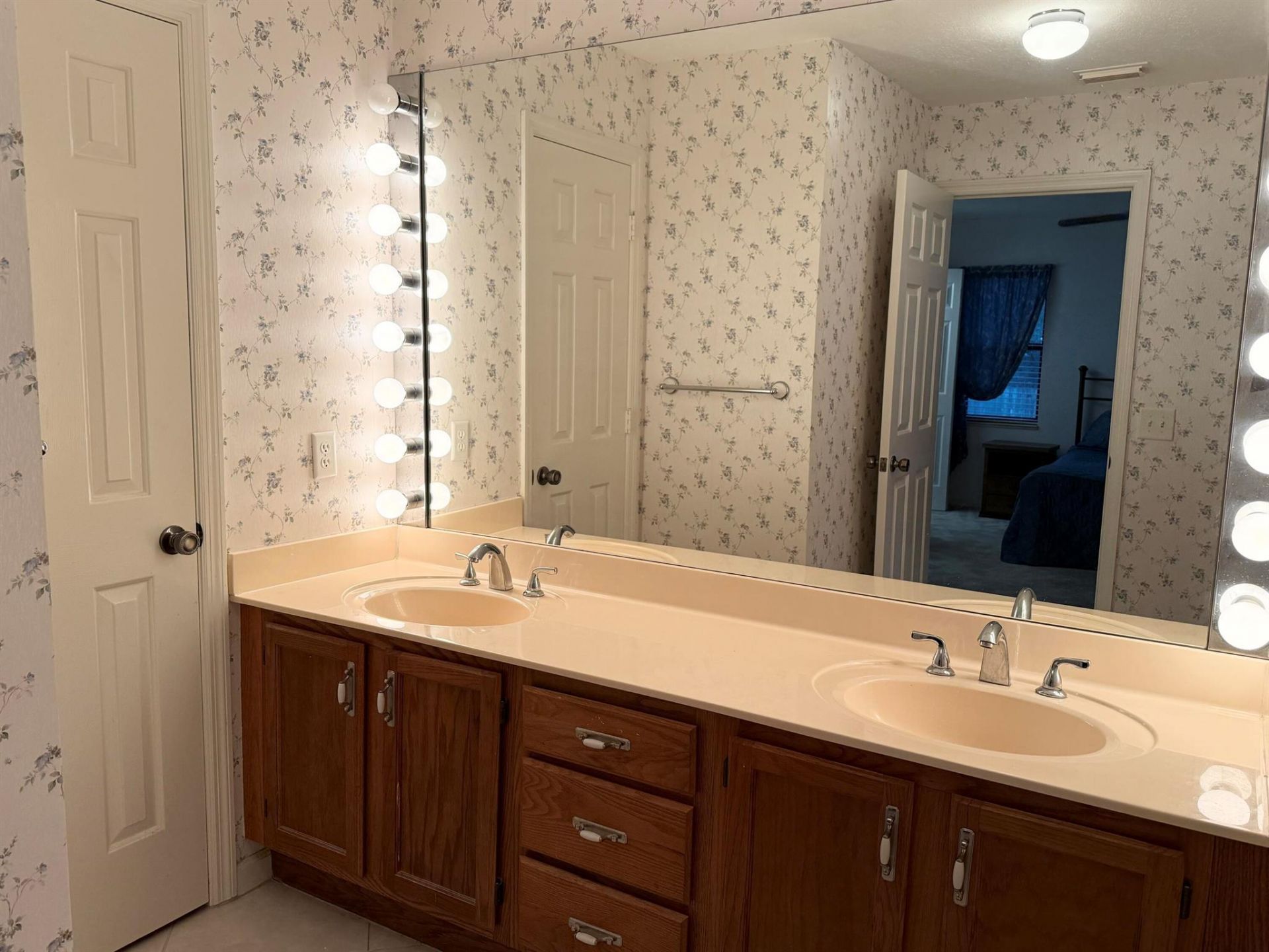 6539 SE Held Court, Stuart, FL 34997 Photo