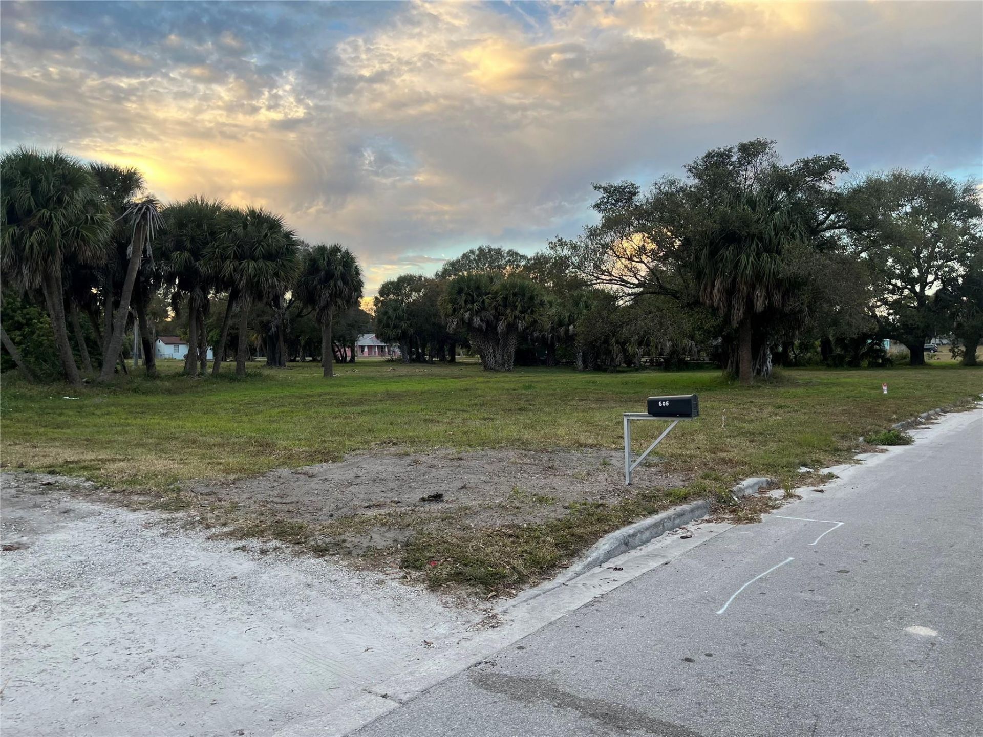 605 N 8th Street, Fort Pierce, FL 34950 Photo