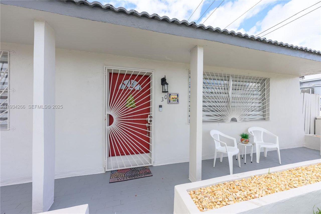 30 SW 57th Ct, Miami, FL 33144 Photo