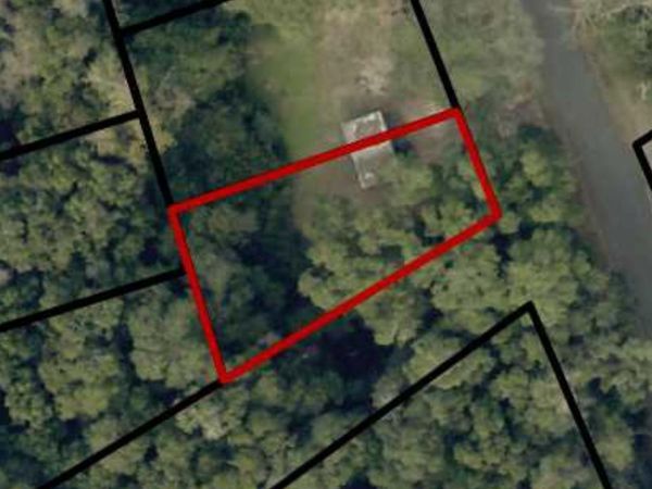 4529 Limit St, Milton, FL 32583